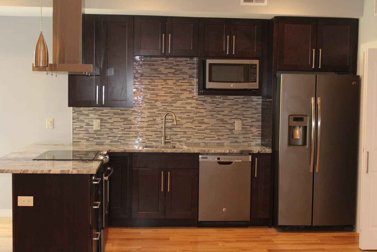 Primary Photo - 708 N 19th St
