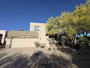 Building Photo - 681 N Hearthside Ln