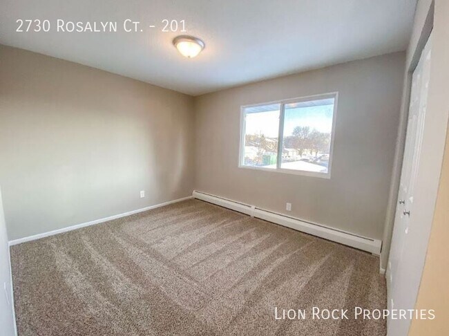 Foto del edificio - Cozy Two-Bedroom Condo in New Hope for $13...