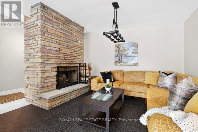 Photo du bâtiment - 746 Quaker Rd