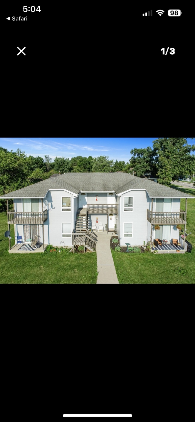 Building Photo - 406 W Indiana St
