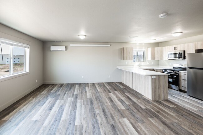 Foto del edificio - 6322 N Freedom Rd