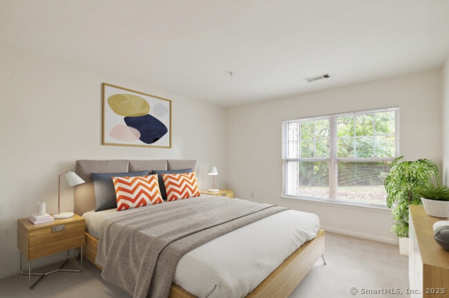 Foto del edificio - 138 Hollow Tree Ridge Rd