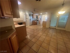 Building Photo - 1650 Waldman Ave