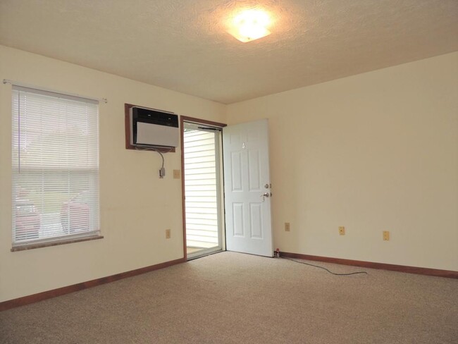 Building Photo - 116 Marshall Lane