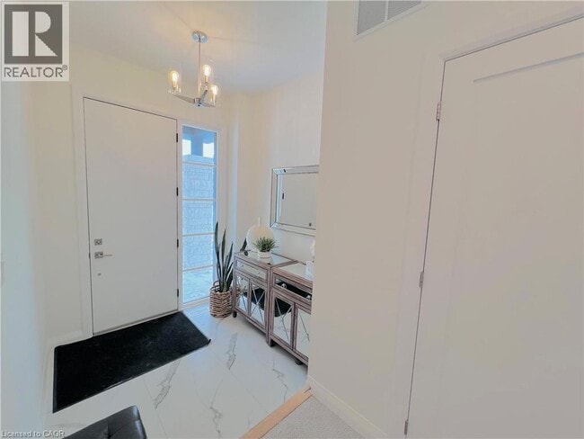 Photo du bâtiment - 100 Shady Oaks Trl