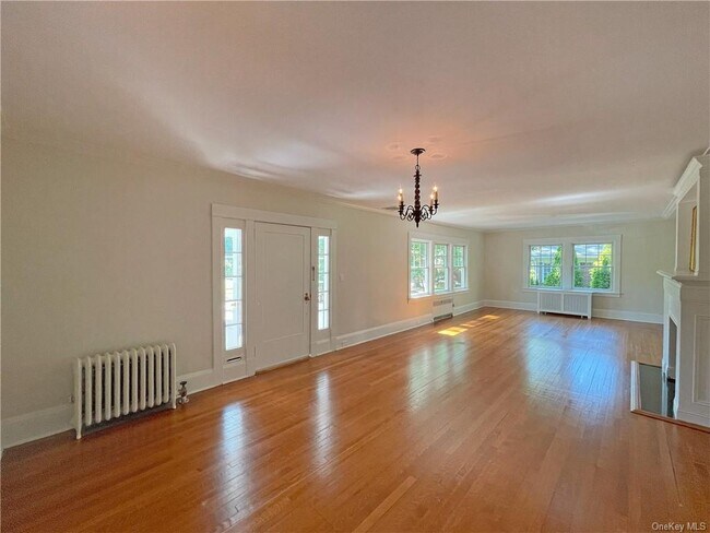 Building Photo - 38 Gedney Park Dr