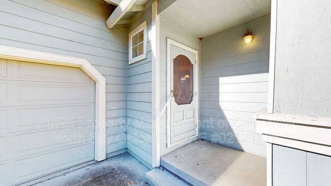 Building Photo - 1343 Peterson Ln
