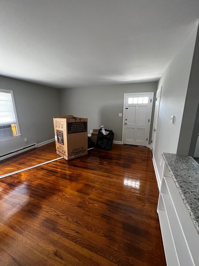 Building Photo - 3362 Brandywine Ave