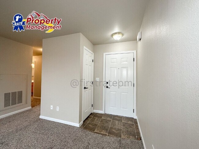 Foto del edificio - 10117 W Garverdale Ln