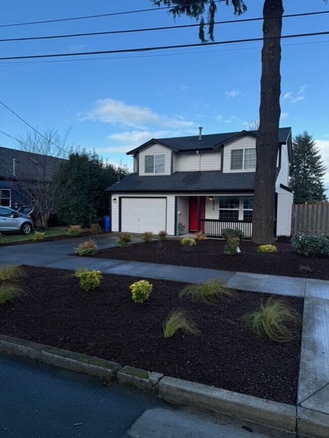 Building Photo - 1091000