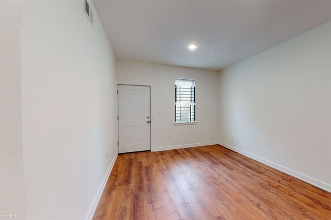 Building Photo - 5 br, 3 bath Duplex - 1834 N Bouvier ST Un...