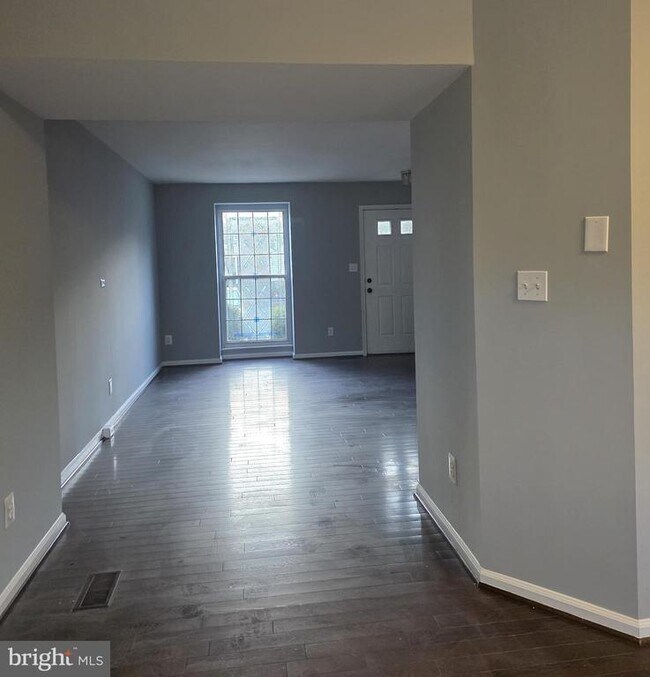 Foto del edificio - 12977 Abner Ave