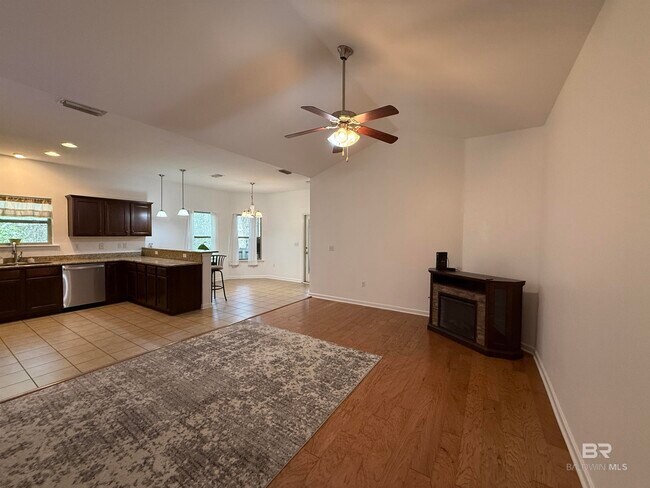 Foto del edificio - 10720 Dunmore Dr