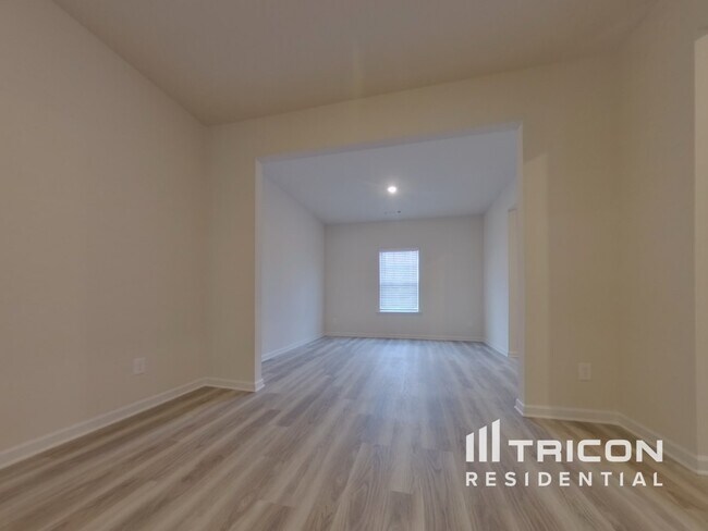 Building Photo - 443 Prescott Wy