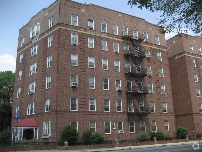 Building Photo - Windsor Terrace Apartments