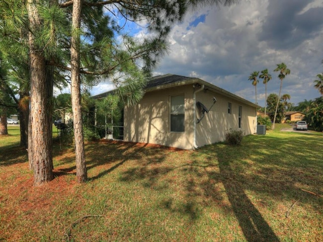 Building Photo - 201 Keen Terrace