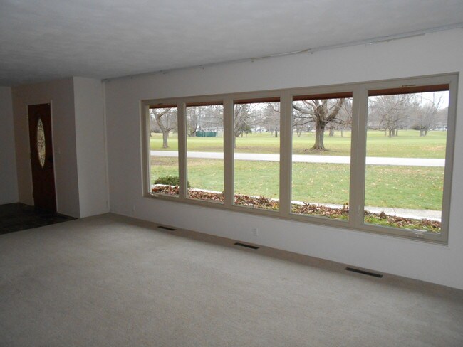 Living Room - 1410 Fairway Dr