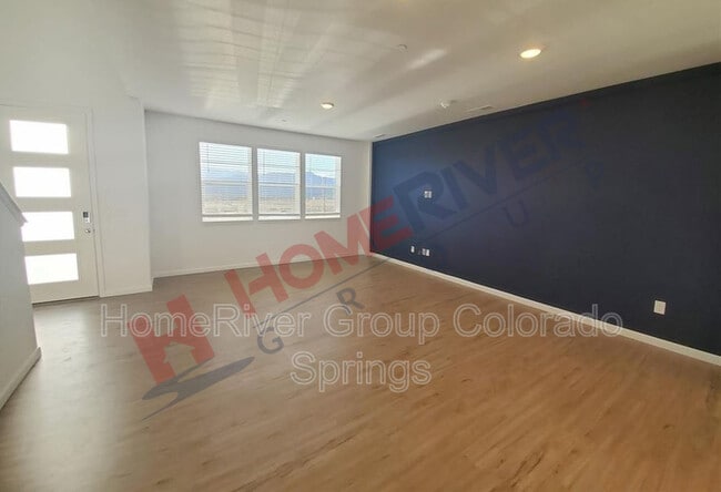 Building Photo - 10767 Hidden Pool Heights