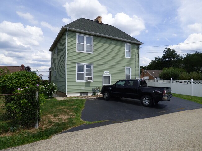Foto del edificio - 2709 Middletown Rd