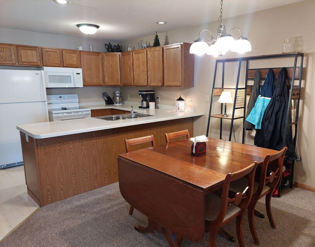 Primary Photo - Well Maintained Apartment in Quiet Neighbo...