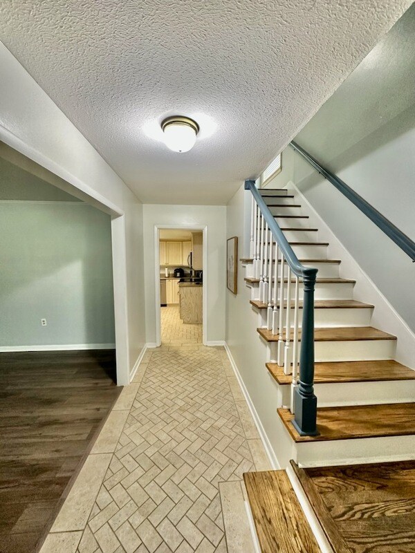 576 Pocahontas Dr, Fort Walton Beach, FL 32547 Condo for Rent in Fort