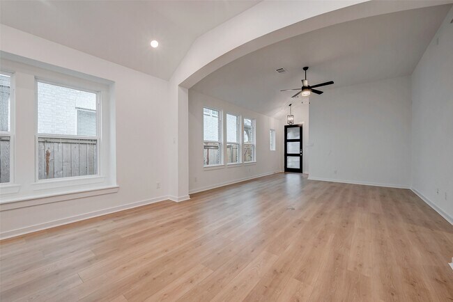 Foto del edificio - 11430 Gossamer Wing Ln