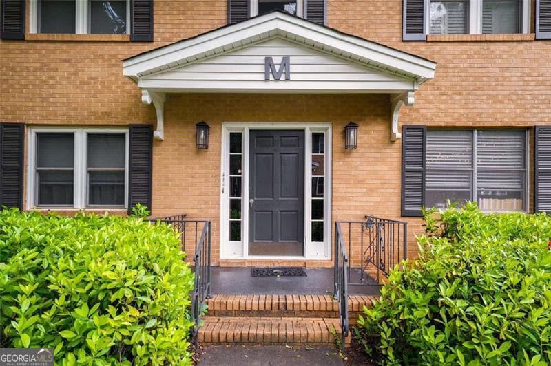 Primary Photo - 3510 Roswell Rd NW