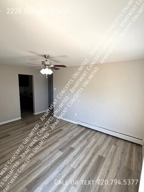 Foto del edificio - 2228 Dayton St