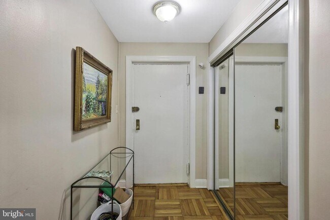 Foto del edificio - 1105 Belle View Blvd
