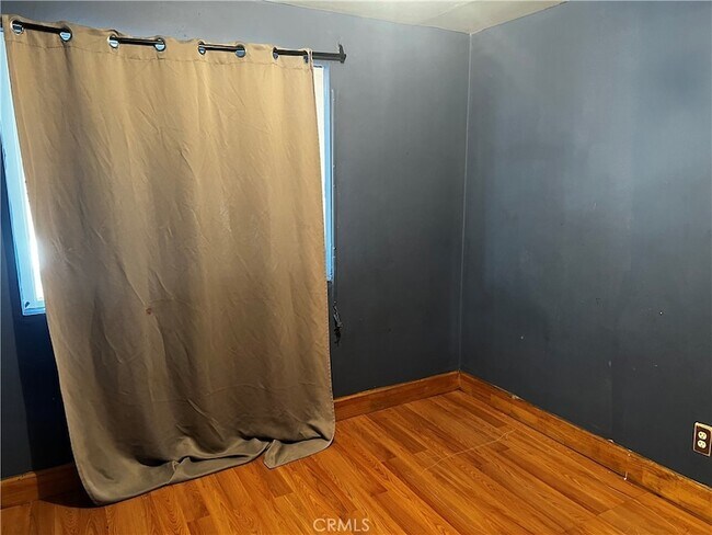 Foto del edificio - 1434 E 57th St