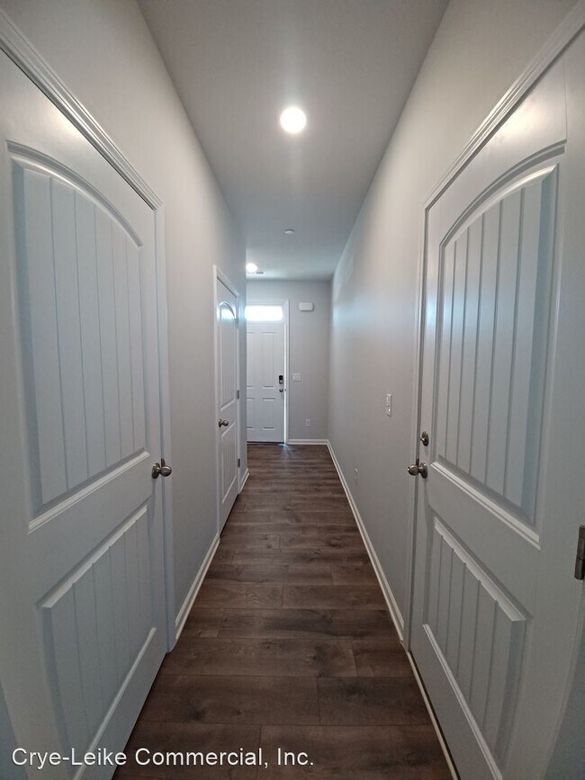 Building Photo - 3 br, 2.5 bath House - 9196 War Eagles Way