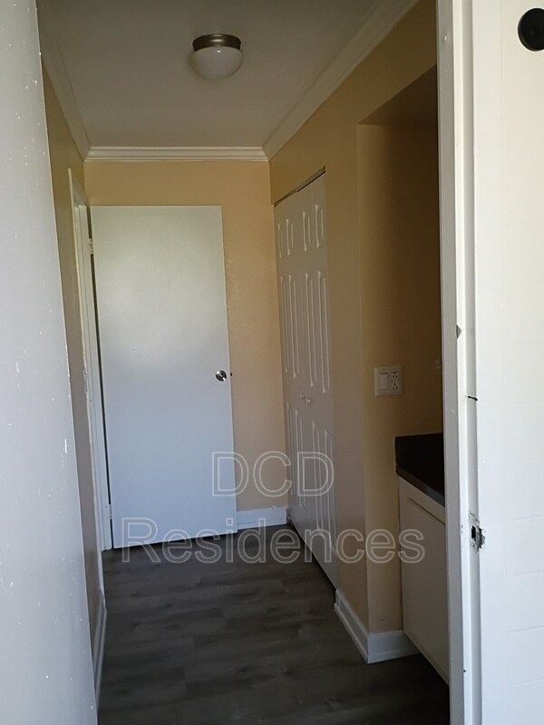 Building Photo - 1017 Griffin Rd