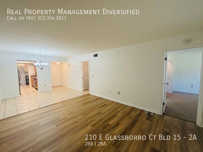 Foto del edificio - 210 E Glassboro Ct
