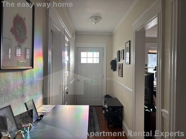 Building Photo - 9 Orrin St