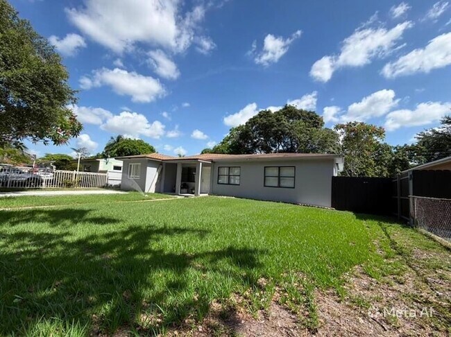 Building Photo - 1135 NW 127th St