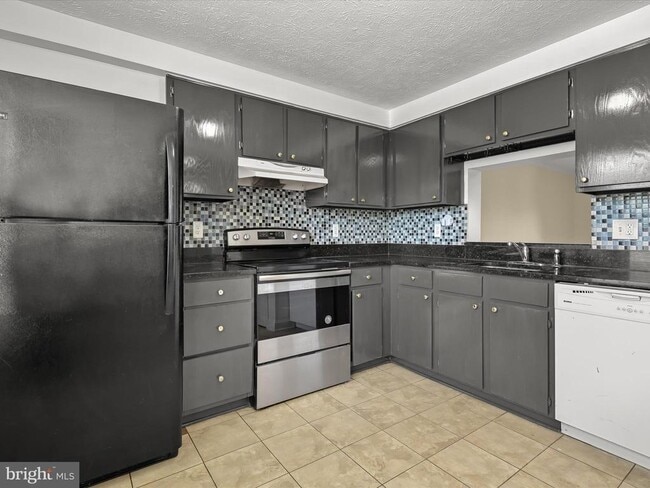 Building Photo - 23 Ivy Oak Ct