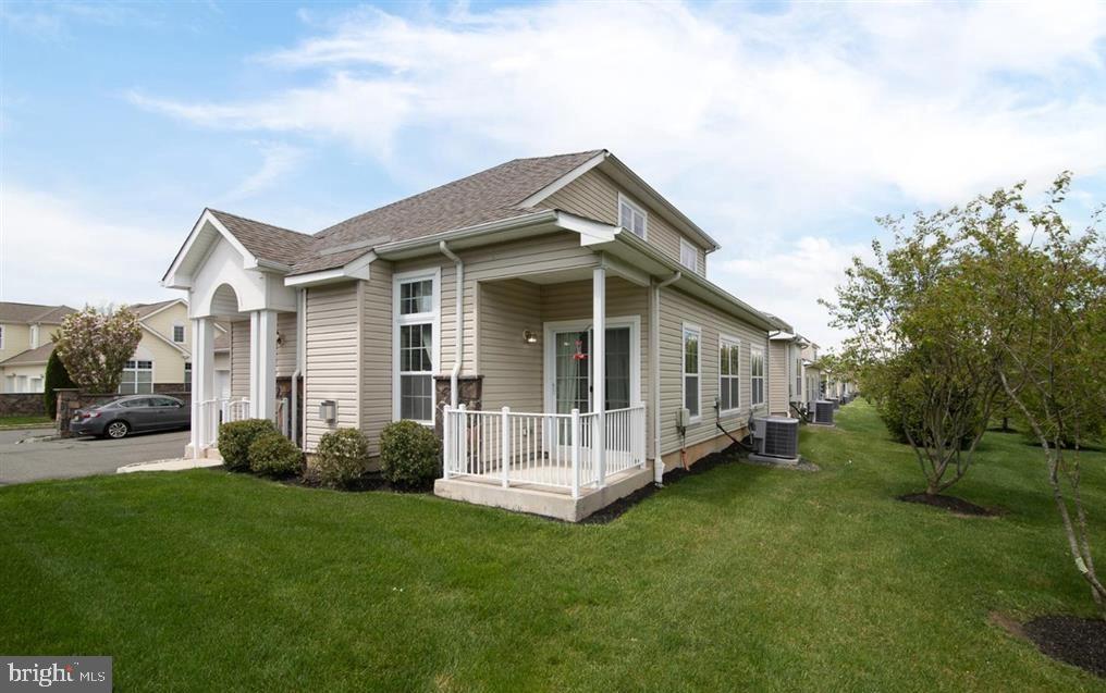 Primary Photo - 401 Schindler Dr
