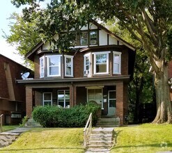 4-unit Apartment Bldg - 352 E 20th Ave