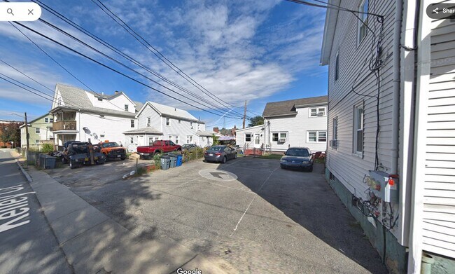 Foto del edificio - 20 Kelley Ct