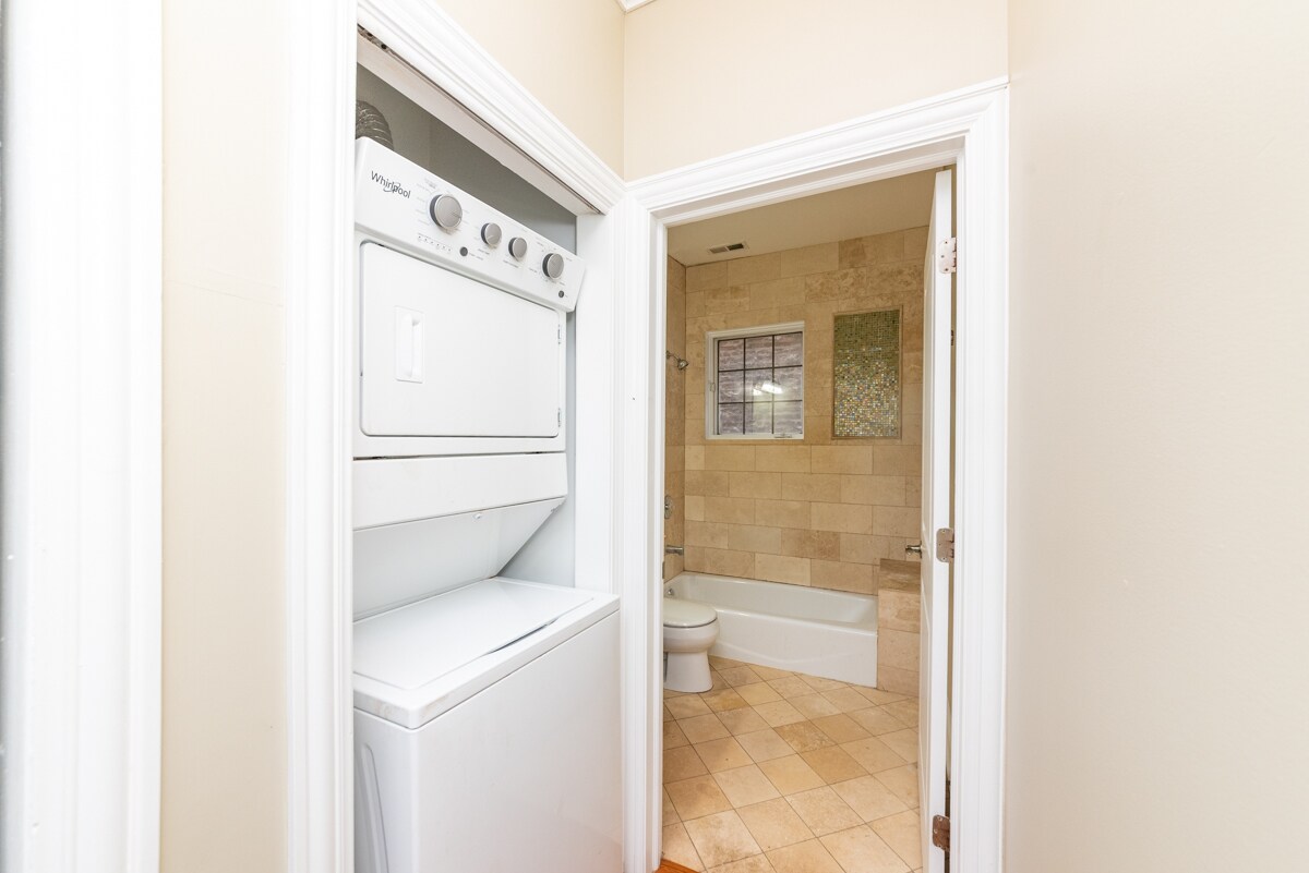 Foto principal - 6217 S Kimbark Ave
