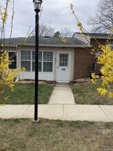 Building Photo - 406 Woodbridge Dr