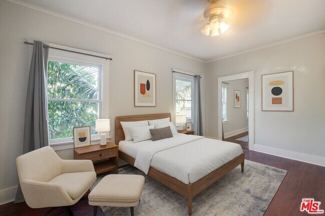 Foto del edificio - 1777 N Gower St