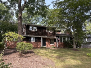 Building Photo - 41 Feather Ln