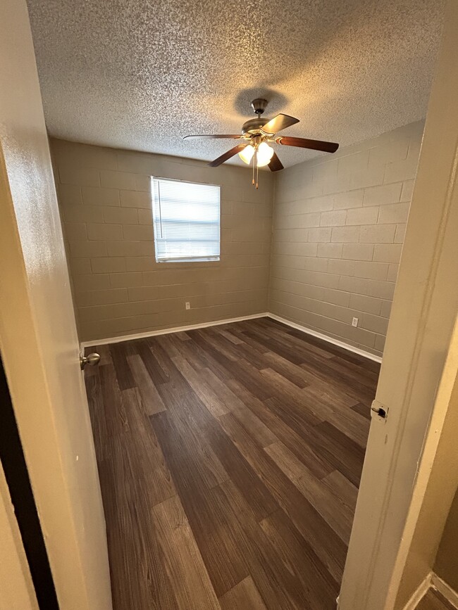 Main bedroom - San Marcos Apartment Homes