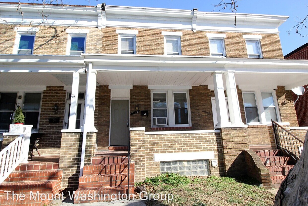 Foto principal - 2 br, 1 bath House - 3138 Kenyon Ave