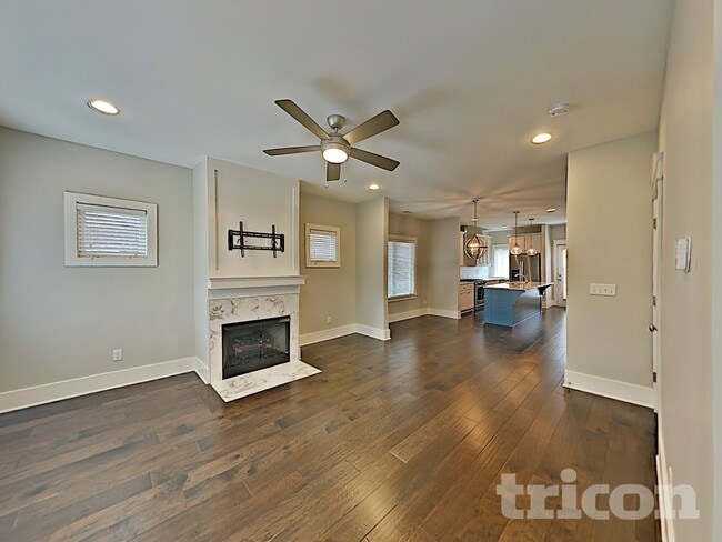 Building Photo - 1244 Hillwood Private Cove