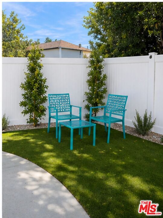 Foto del edificio - 7011 Andasol Ave