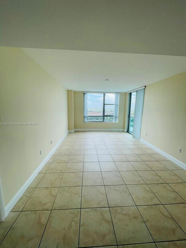 Foto del edificio - 2681 N Flamingo Rd