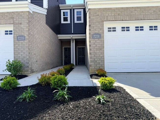 Building Photo - 7231 Grandway Dr
